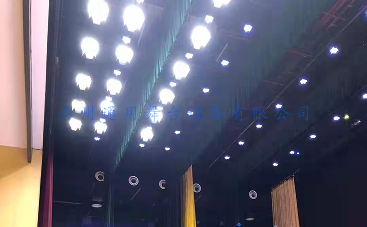 舞臺(tái)機(jī)械核心——舞臺(tái)吊桿機(jī)械設(shè)備！采用蝸輪蝸桿減速系統(tǒng)<div   id=