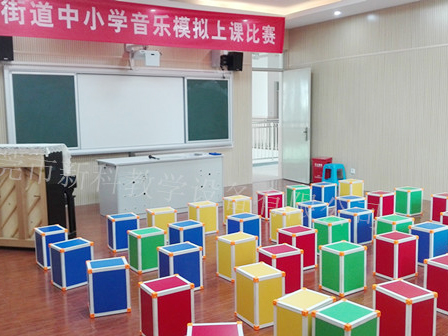 <a href='http://www.387675.com/chanpin/58-1.html' target='1' style='font-size:18px; font-weight:bold; color:#000000;'>音樂功能室</a>