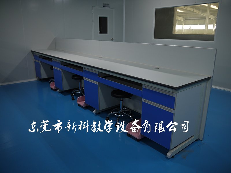 <a href='http://www.387675.com/products/64-1.html' target='1' style='font-size:18px; font-weight:bold; color:#000000;'>實驗室邊臺</a>案例